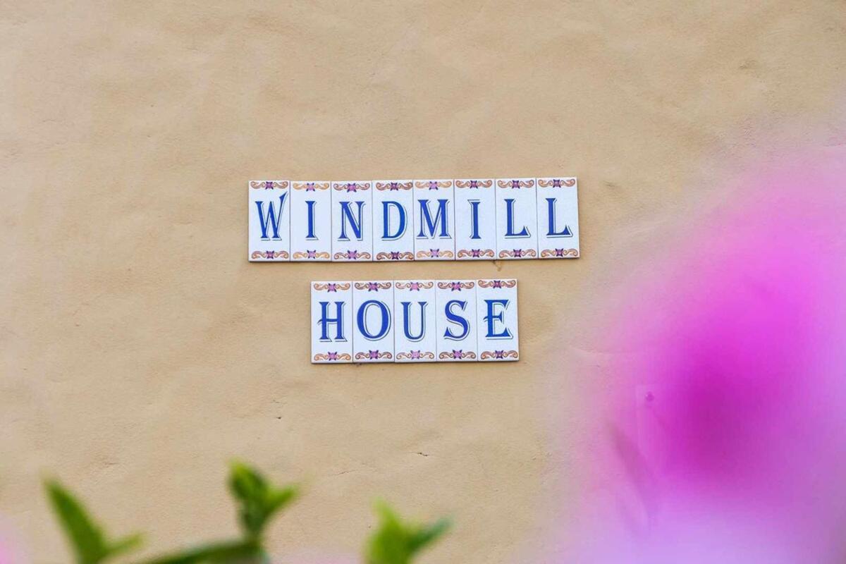 Guestready - Windmill House Near The Beach Порто Санто Екстериор снимка